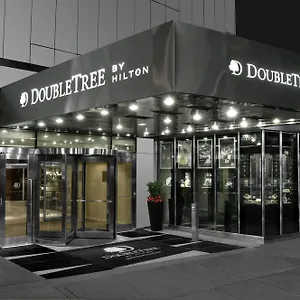 מלון Doubletree By Hilton Metropolitan