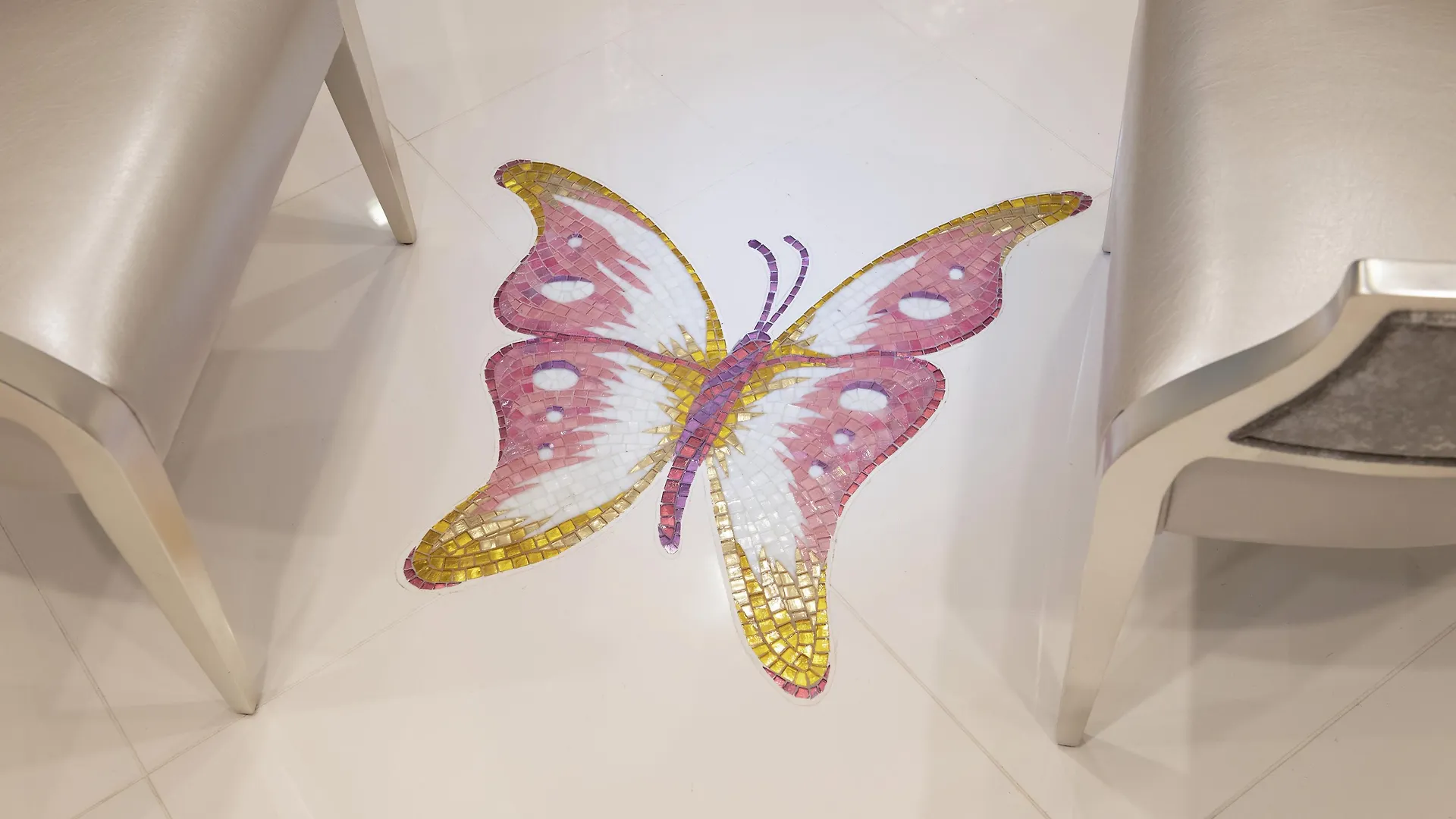 Hotel Staypineapple, An Artful Hotel, Midtown New York