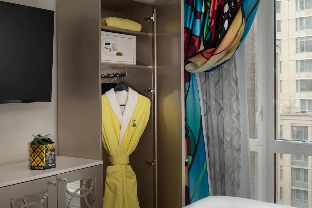 Staypineapple, An Artful Hotel, Midtown New York Hotel