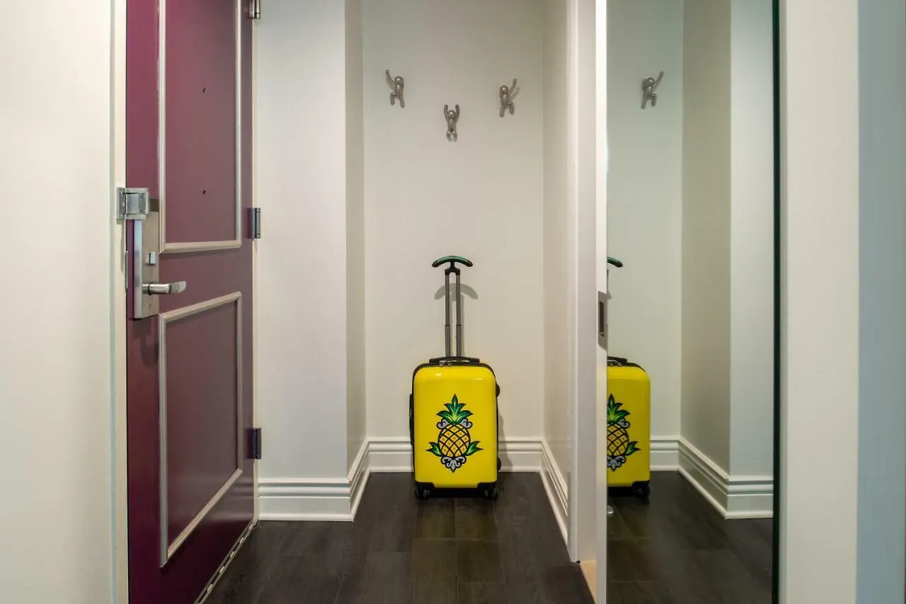 Staypineapple, An Artful Hotel, Midtown New York